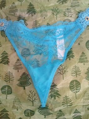 🥰3/$25 NWT VICTORIA'S SECRET Sheer Lace Thong -String